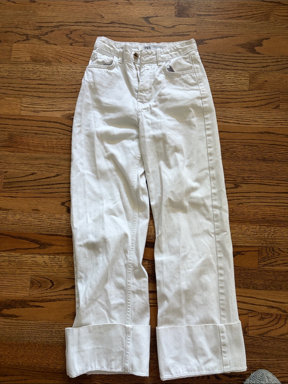 Zara White Wide-Leg High-Rise Jeans